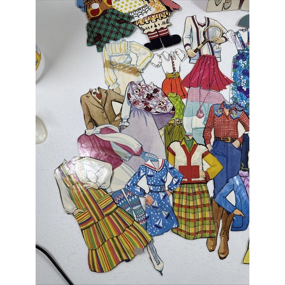 Vintage 1973 Barbie Magic Paper Doll & Clothing Whitman 4322/7209‎ Mattel 9.5" - Picture 4 of 14